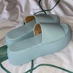 Brand new never worn baby blue platform sandals! This will elevate your outfit!